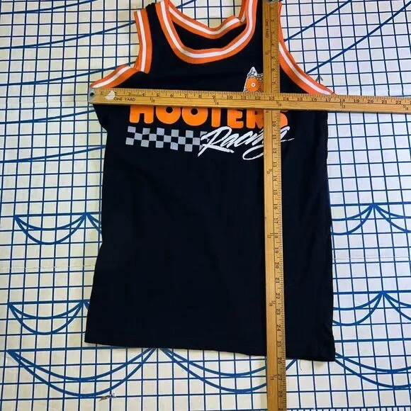 Hooters Racing Tanktop Size Small Black Orange Sleeveless Shirt - Picture 6 of 6